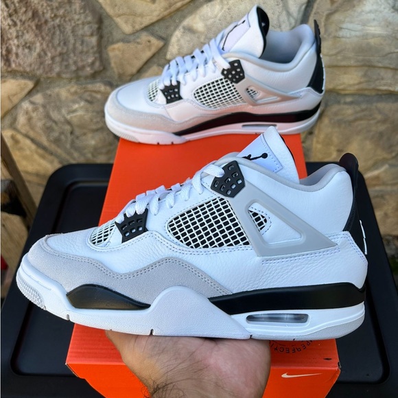 Air Jordan 4 “Military Black” Size 13 Men’s - Picture 6 of 11